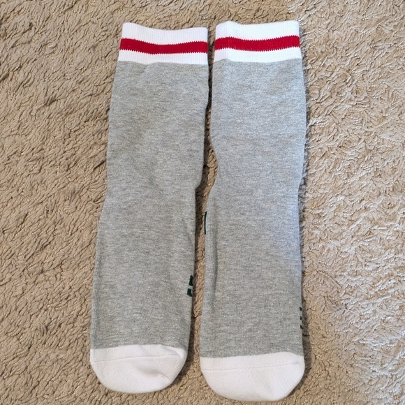 NWOT Gray and White Women's Philadelphia Eagles Game Day Socks Writing On Bottom - Picture 5 of 5